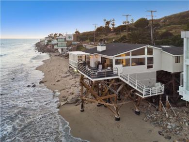 Malibu Beachfront Luxury On Sand